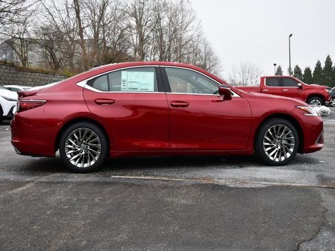 New 2025 Lexus ES 350 Luxury image 8