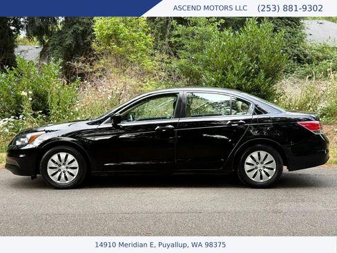 Used 2011 Honda Accord LX image 2