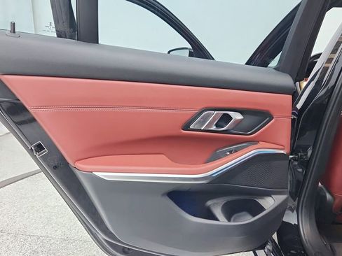 Used 2022 BMW 330i Sedan w/ M Sport Package image 38