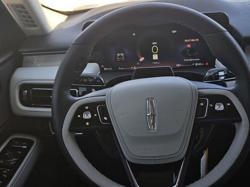 New 2026 Lincoln Aviator Reserve w/ Jet Appearance Package image 10