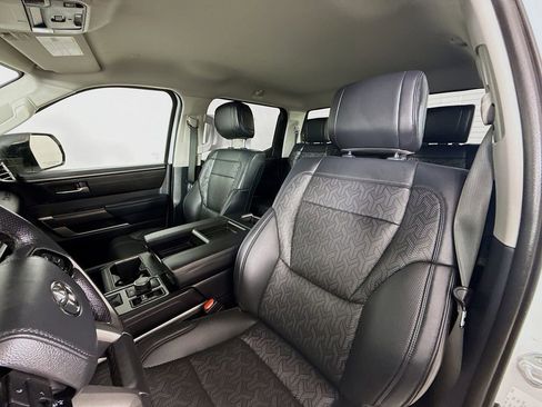 Used 2022 Toyota Tundra SR5 w/ SR5 Premium Package image 20