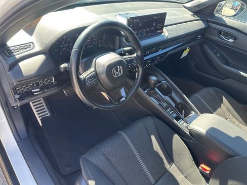 Used 2024 Honda Accord Sport image 9