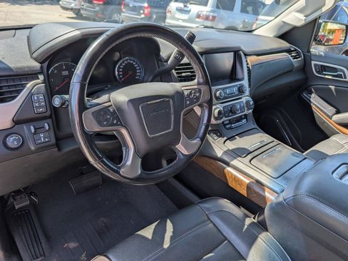 Used 2019 GMC Yukon XL Denali w/ Open Road Package AWD/4WD image 15