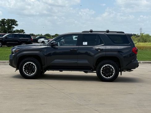 New 2026 Toyota 4Runner TRD Off-Road Premium AWD/4WD image 5