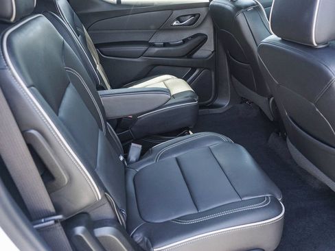 Used 2023 Chevrolet Traverse Premier w/ Redline Edition AWD/4WD image 13