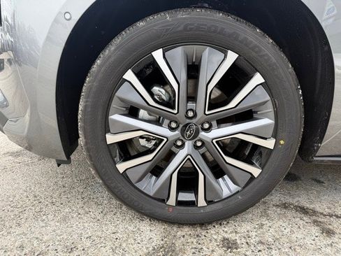 New 2026 Subaru Solterra image 15