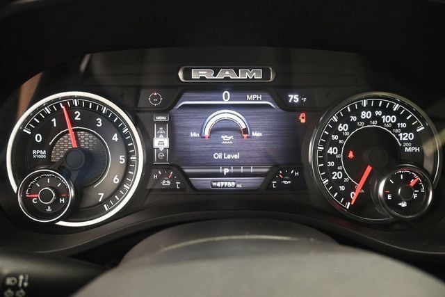 Used 2025 RAM 1500 Big Horn AWD/4WD image 9