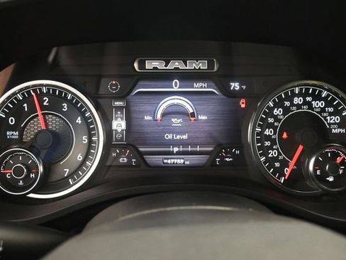 Used 2025 RAM 1500 Big Horn AWD/4WD image 9