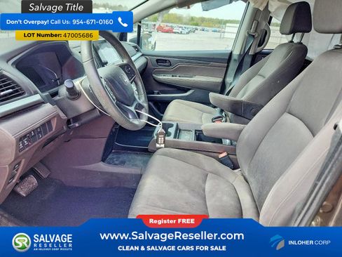 Used 2019 Honda Odyssey EX image 9