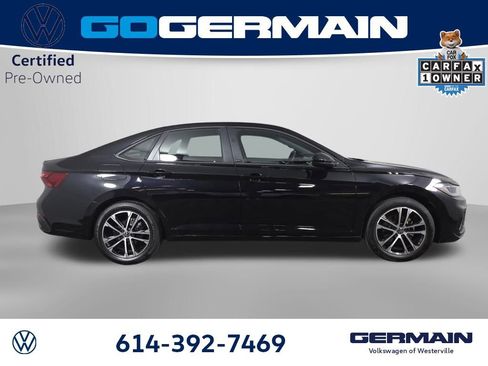 Certified 2025 Volkswagen Jetta Sport image 6