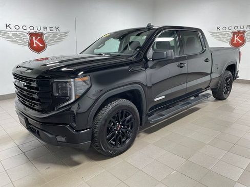 Used 2023 GMC Sierra 1500 Elevation w/ LPO, Elevation Black Package AWD/4WD image 3