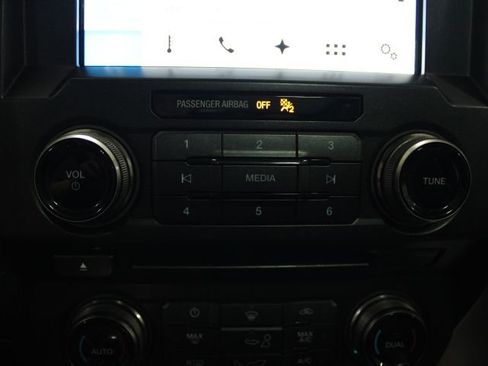 Used 2018 Ford F150 Raptor w/ Equipment Group 802A Luxury image 57