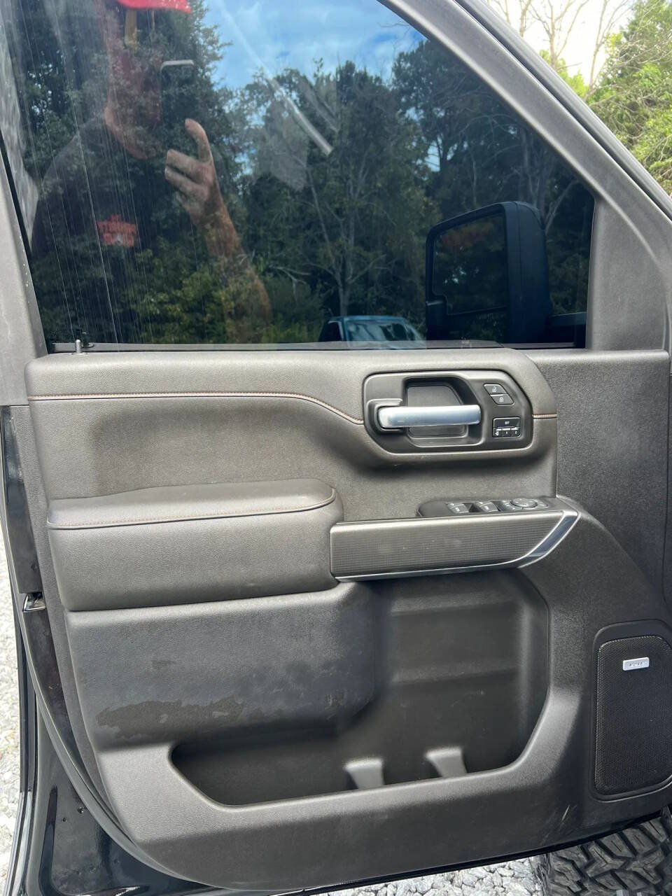 Used 2022 GMC Sierra 2500 AT4 w/ AT4 Premium Plus Package AWD/4WD image 13