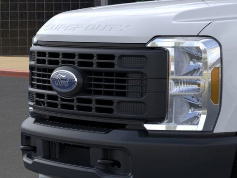 New 2026 Ford F250 XL image 17