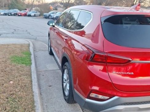 Used 2020 Hyundai Santa Fe SEL image 6