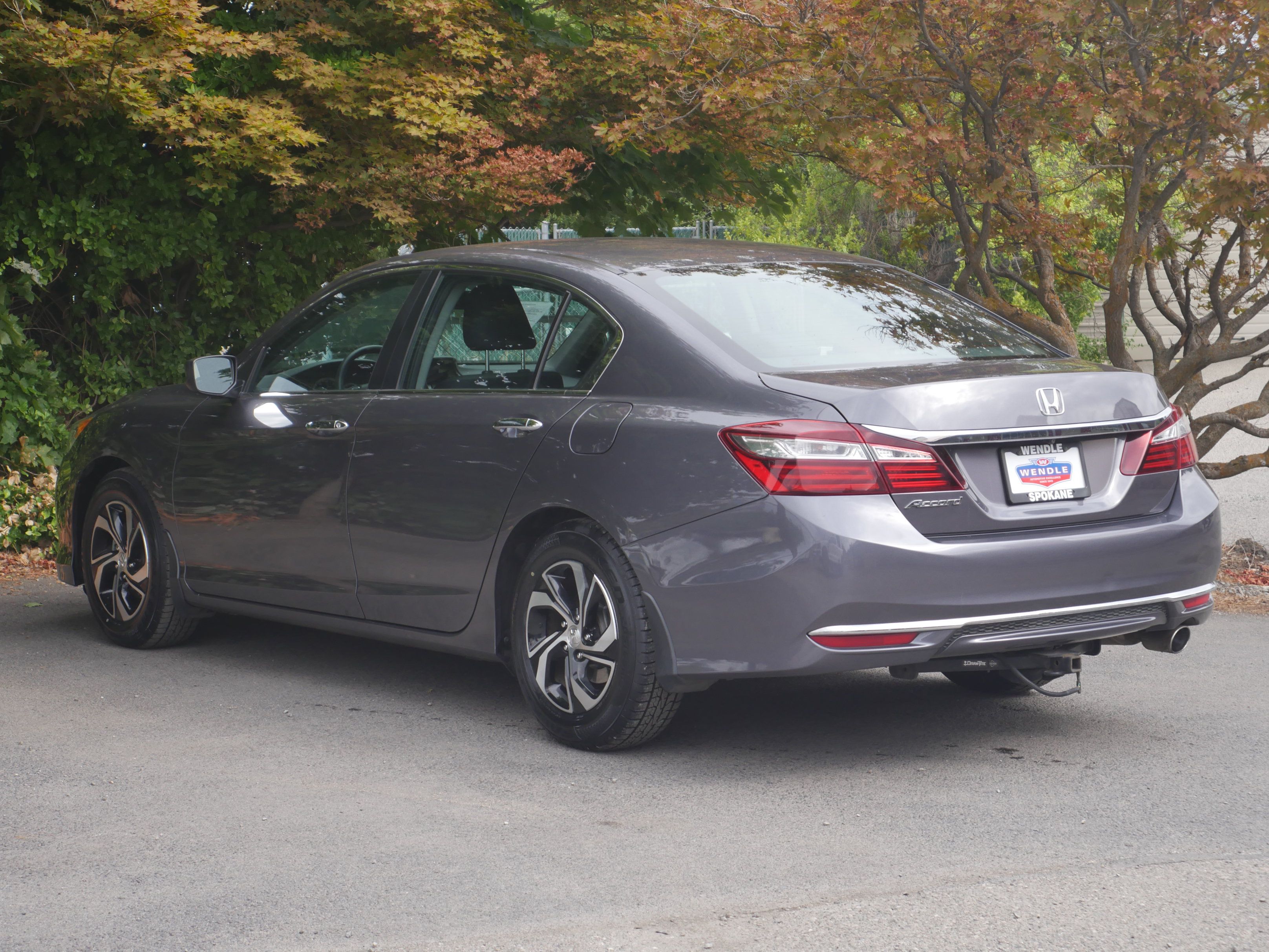 Used 2016 Honda Accord LX image 17
