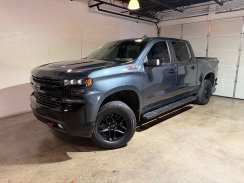 Used 2022 Chevrolet Silverado 1500 LT Trail Boss w/ Safety Package AWD/4WD image 1