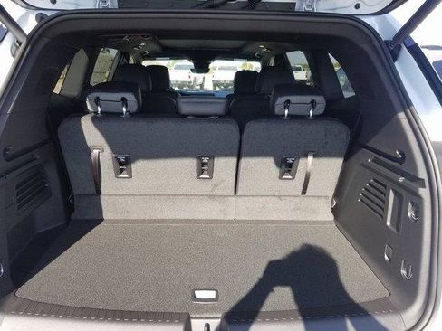 New 2026 GMC Acadia AT4 image 11