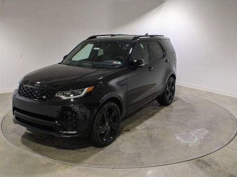 New 2026 Land Rover Discovery Dynamic SE image 1