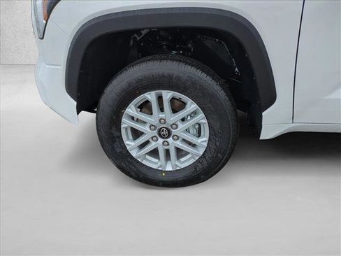 New 2026 Toyota Tundra SR5 AWD/4WD image 10
