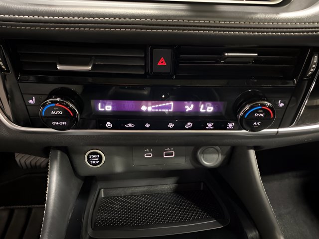 Certified 2023 Nissan Rogue SL AWD/4WD image 19