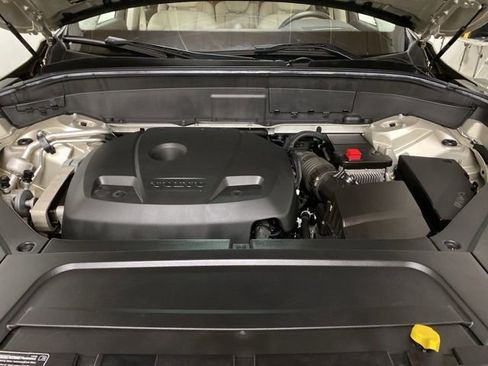Used 2018 Volvo XC90 T6 Momentum w/ Convenience Package AWD/4WD image 88