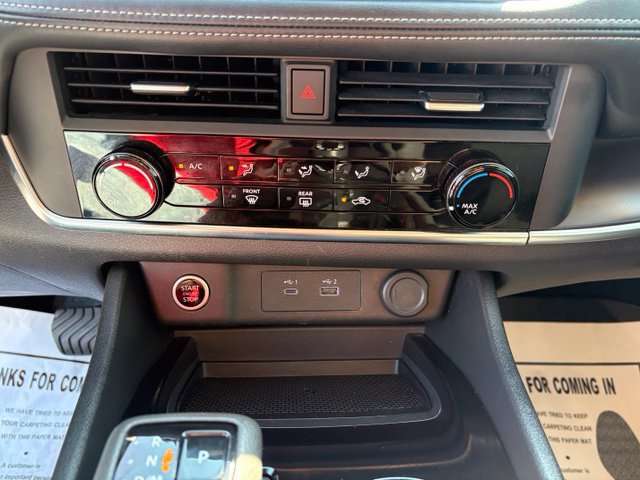 Used 2023 Nissan Rogue S AWD/4WD image 20
