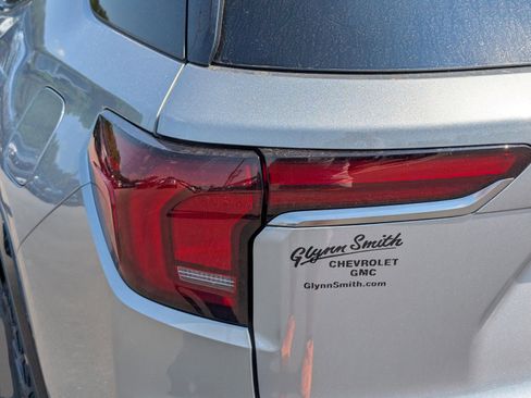 Used 2026 GMC Terrain AT4 image 11