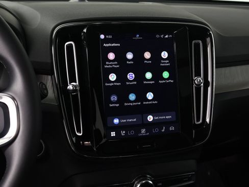Certified 2026 Volvo XC40 B5 Plus AWD/4WD image 9