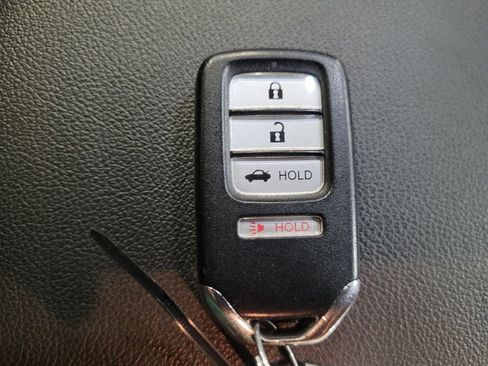 Used 2021 Honda Accord Sport image 32
