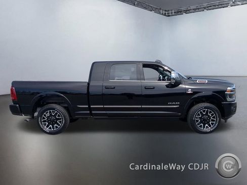 New 2026 RAM 2500 Limited AWD/4WD image 3