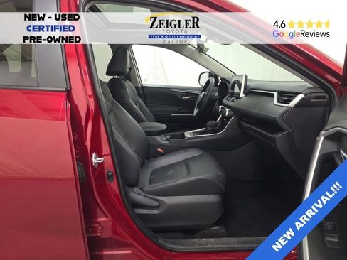 Used 2025 Toyota RAV4 XLE Premium w/ Weather Package AWD/4WD image 10