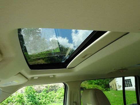 Used 2013 Ford Flex Limited FWD image 15
