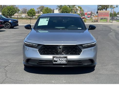 Used 2023 Honda Accord Sport image 9