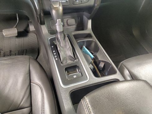 Used 2017 Ford Escape Titanium FWD image 26