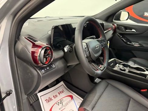 New 2026 Chevrolet Equinox RS image 13