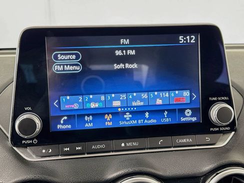 Used 2024 Nissan Sentra SV FWD image 15