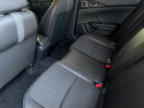 Used 2021 Honda Civic Sport image 4