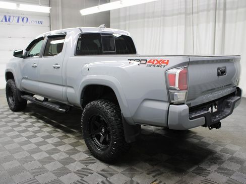 Used 2021 Toyota Tacoma TRD Sport image 6