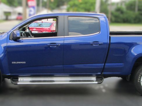 Used 2016 Chevrolet Colorado LT w/ LT Convenience Package AWD/4WD image 4