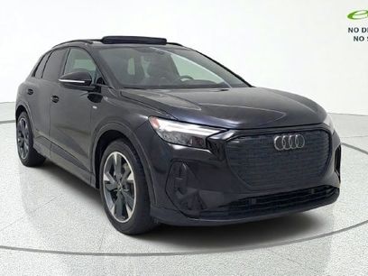 Used 2025 Audi Q4 e-tron Premium w/ Convenience Package