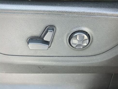 Used 2020 RAM 1500 Big Horn image 17