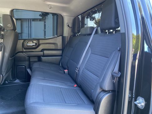 Used 2022 Chevrolet Silverado 1500 Custom AWD/4WD image 34
