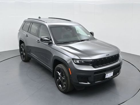 New 2025 Jeep Grand Cherokee L Altitude image 56