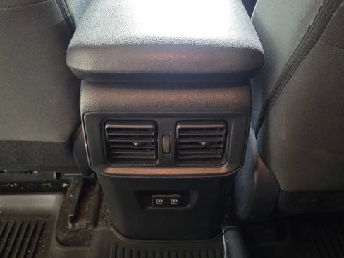 Used 2019 Toyota RAV4 XLE image 12