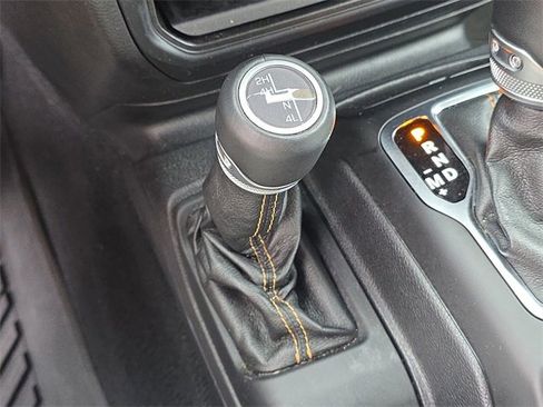 Used 2021 Jeep Wrangler Unlimited Sahara image 30