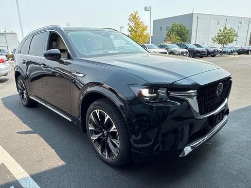 Certified 2025 MAZDA CX-90 3.3 Turbo S w/ Premium Plus AWD/4WD image 2