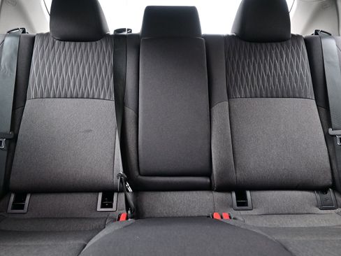 Used 2025 Toyota Camry SE image 15