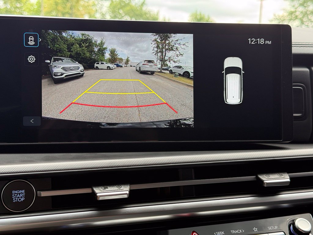 Used 2025 Hyundai Santa Fe SEL FWD image 14