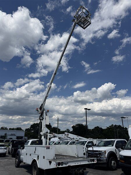 Used 2016 Ford F550 2WD Regular Cab Super Duty image 20